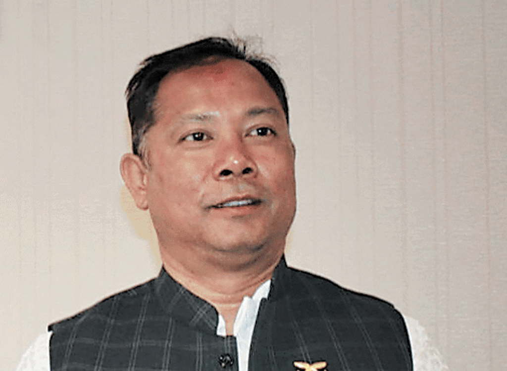 रेशम चौधरीले नाउपा छोडे